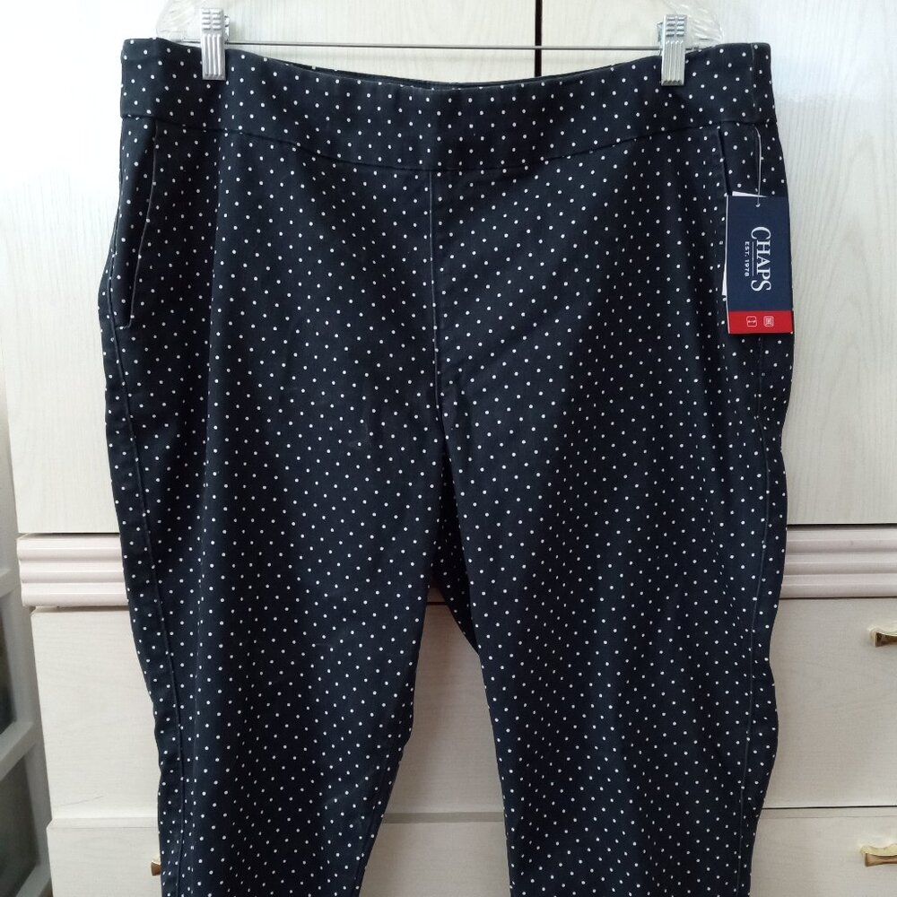 Chaps Women's Polko Dot Flex Waist Comfort Stretch Pull On Capris NAVY 2XL